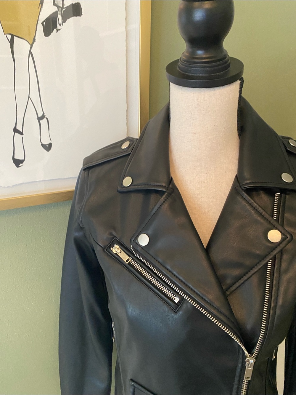 Chic Nine West faux leather jacket